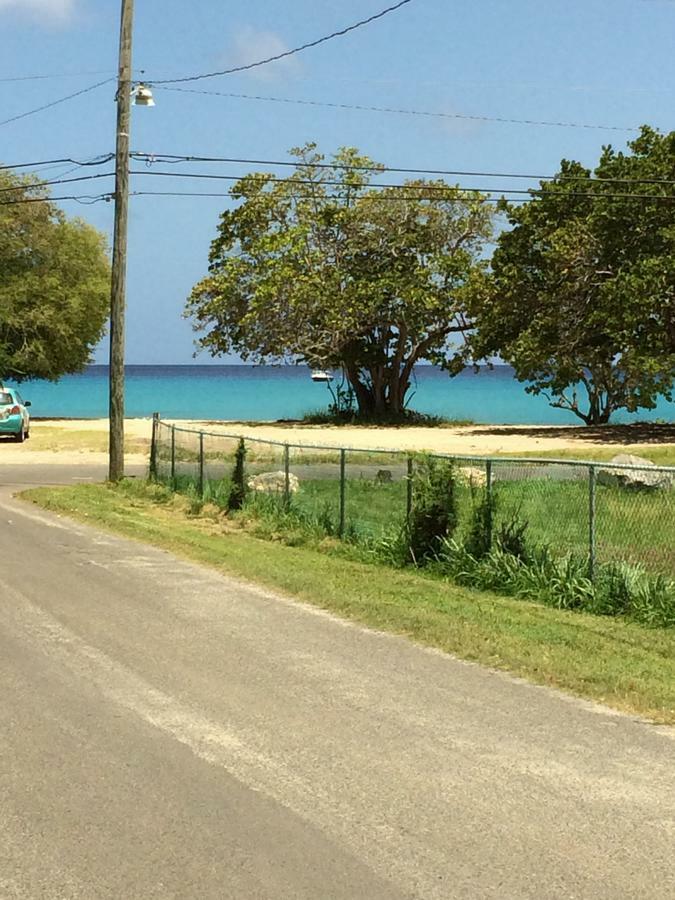 Georges Royal Inn Frederiksted ภายนอก รูปภาพ