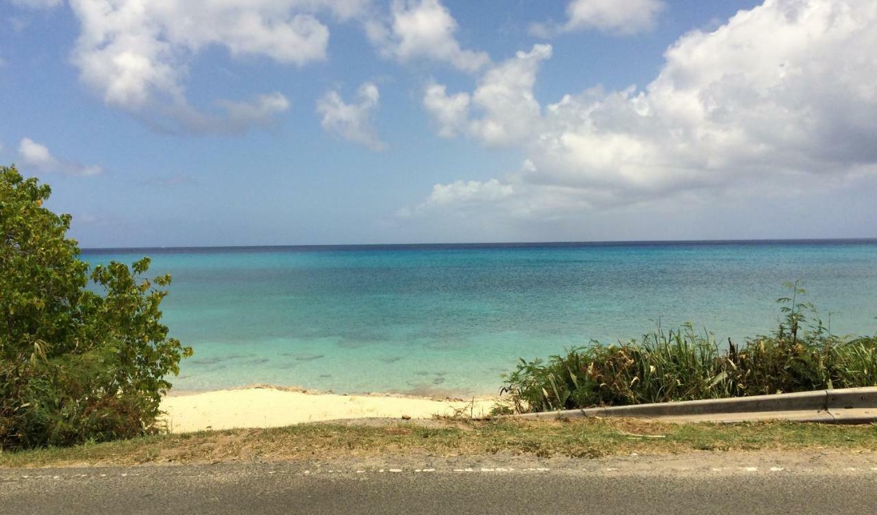 Georges Royal Inn Frederiksted ภายนอก รูปภาพ